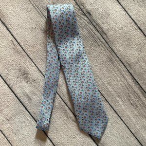 Vineyard Vines Men's Christmas Tie, Light Blue with Tree and Present, EUC!!!